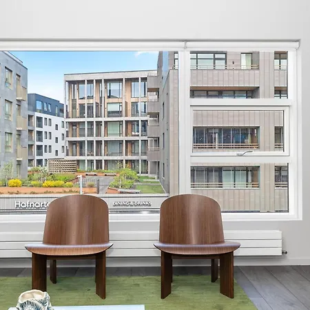 Apartment Harbour View 2br & 2ba Center With Free Parking *